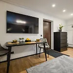 Raevala - Elegant 30sqm With Kitchenette Appartement Tallinn