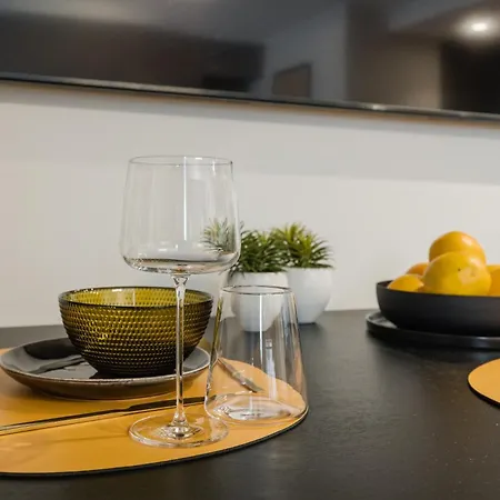 Elegant 30m2 Next To Old Town Appartamento