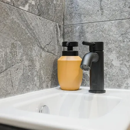 Elegant 30m2 Next To Old Town *