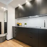 Raevala - Elegant 30sqm With Kitchenette * 塔林